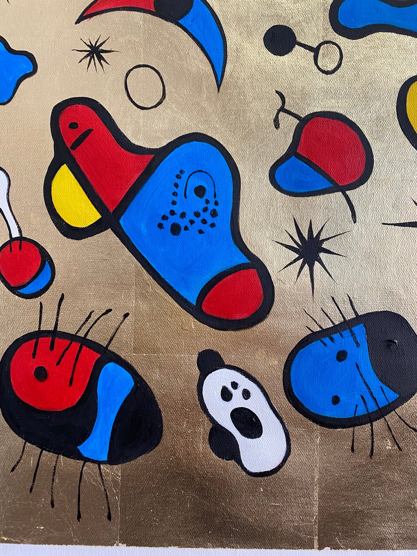 GOLDEN MIRÓ